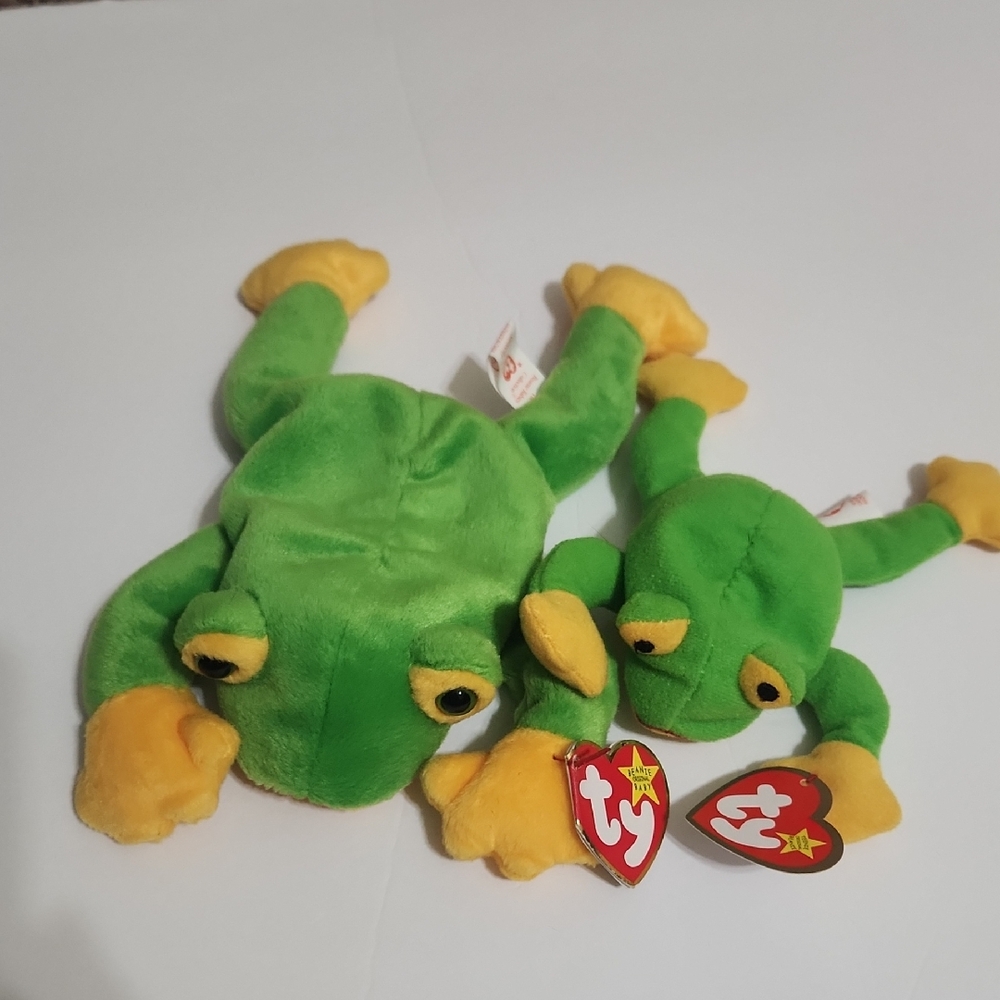 Ty Beanie Babies Smoochy Frog Set